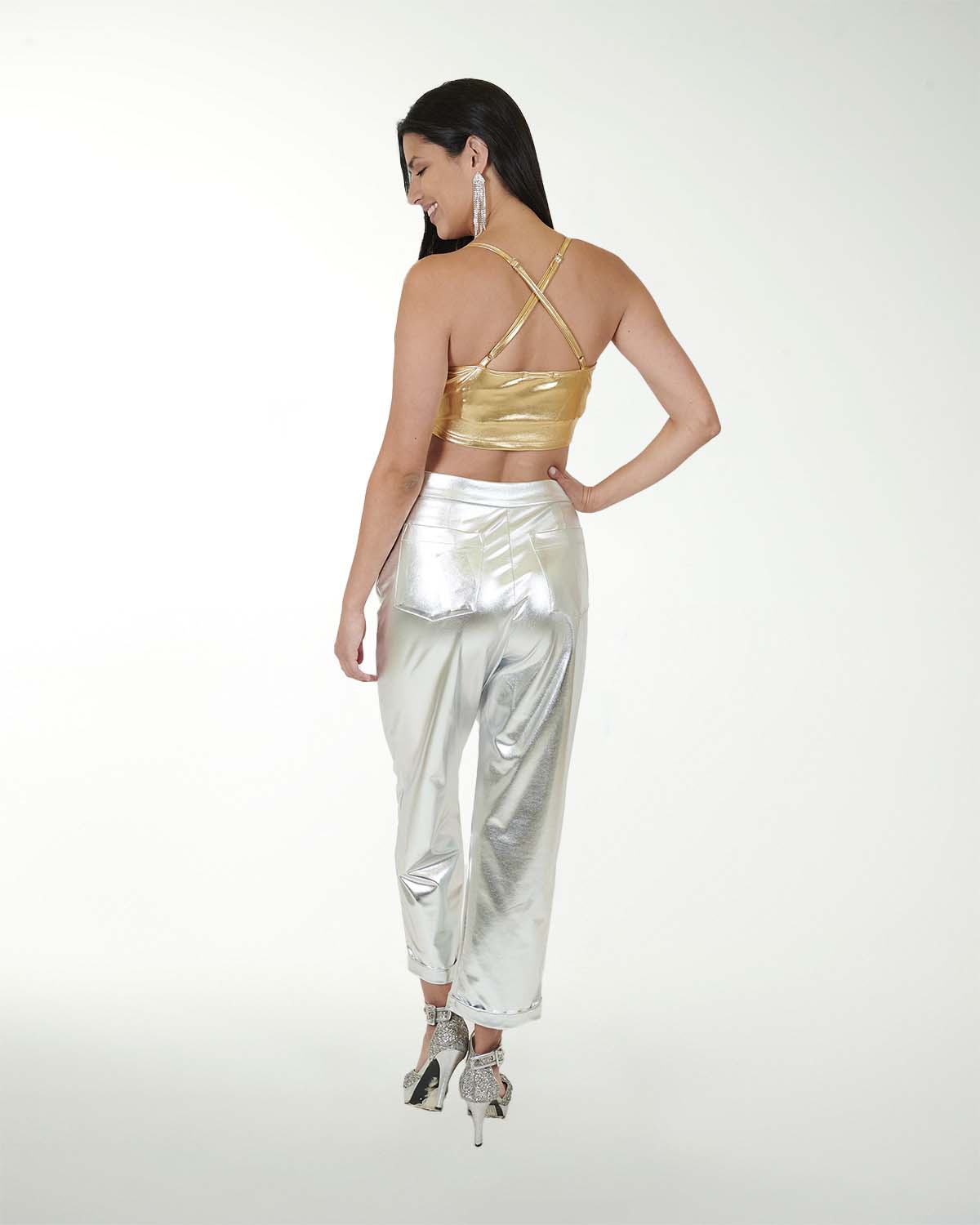 PANTALON  SIXTEEN LISO CON BOLSAS TRASERAS