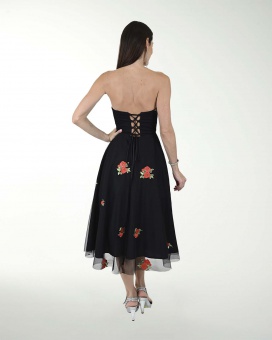 VESTIDO CC BORDADO STRAPLESS LARGO MIDI