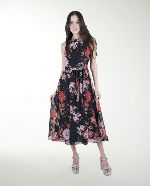 VESTIDO CASUAL CON PLISADO EN LA FALDA