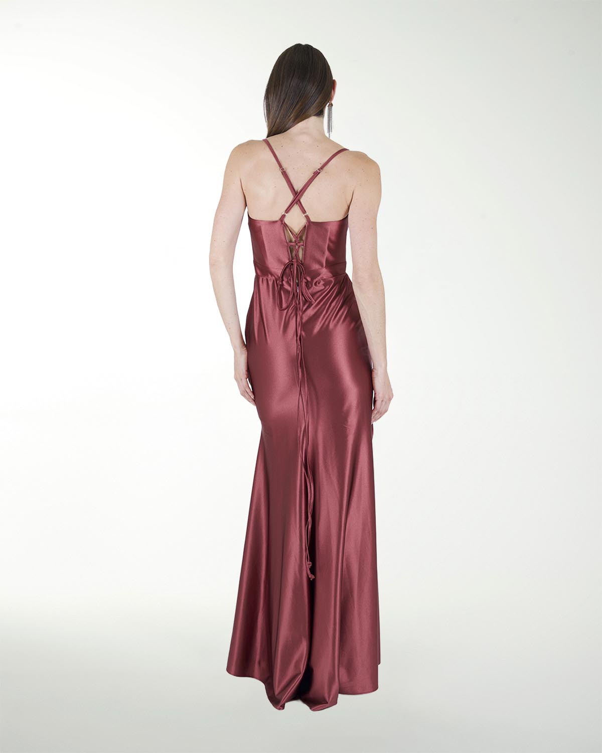 VESTIDO CL CON APLICACIÃN EN ABERTURA