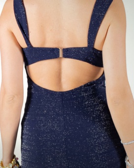 VESTIDO CL ENTALLADO CON ABERTURA