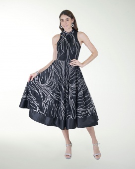 VESTIDO CC CUELLO ALTO LARGO MIDI