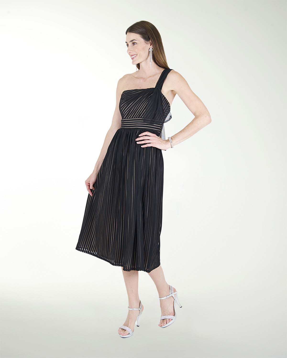 VESTIDO CC MIDI DE MESH CON RALLAS