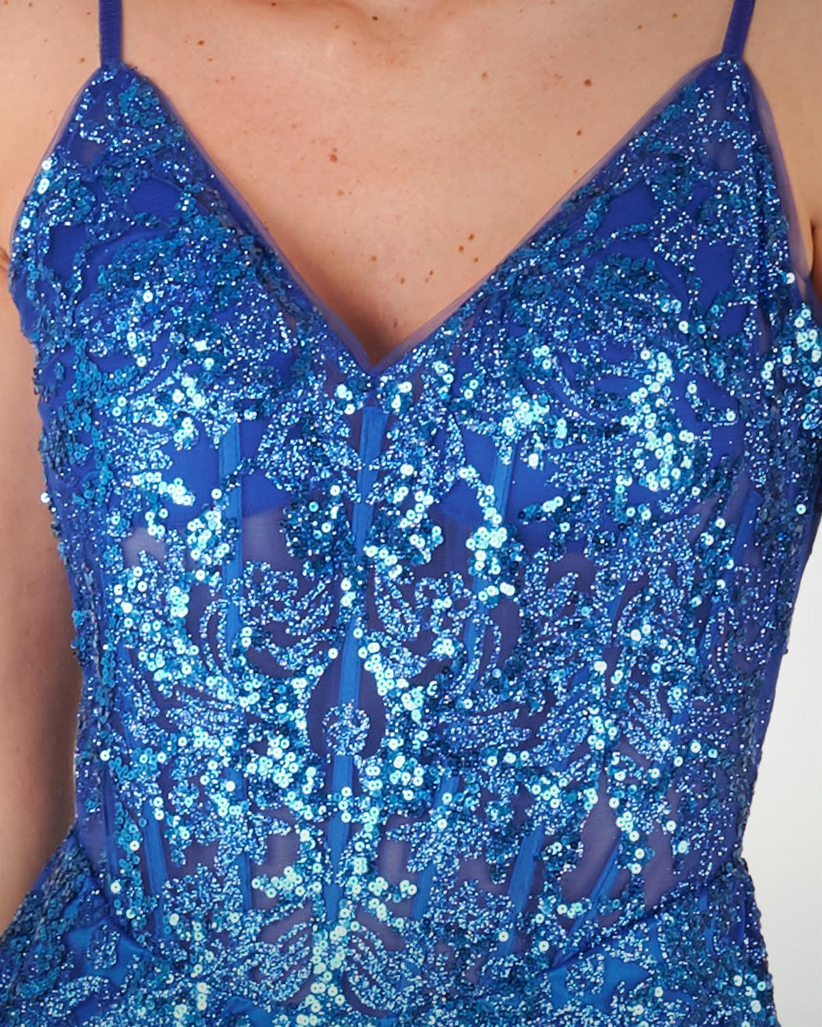 VESTIDO CL PREMIUM CON DETALLES DE APLICACION