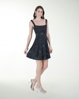 VESTIDO DA  CIRCULAR ESCOTE CUADRADO