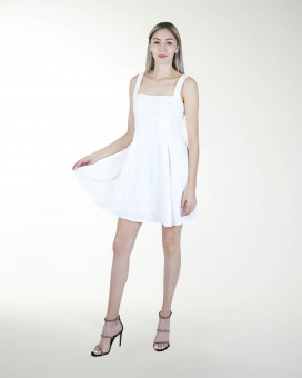 VESTIDO DA  CIRCULAR ESCOTE CUADRADO