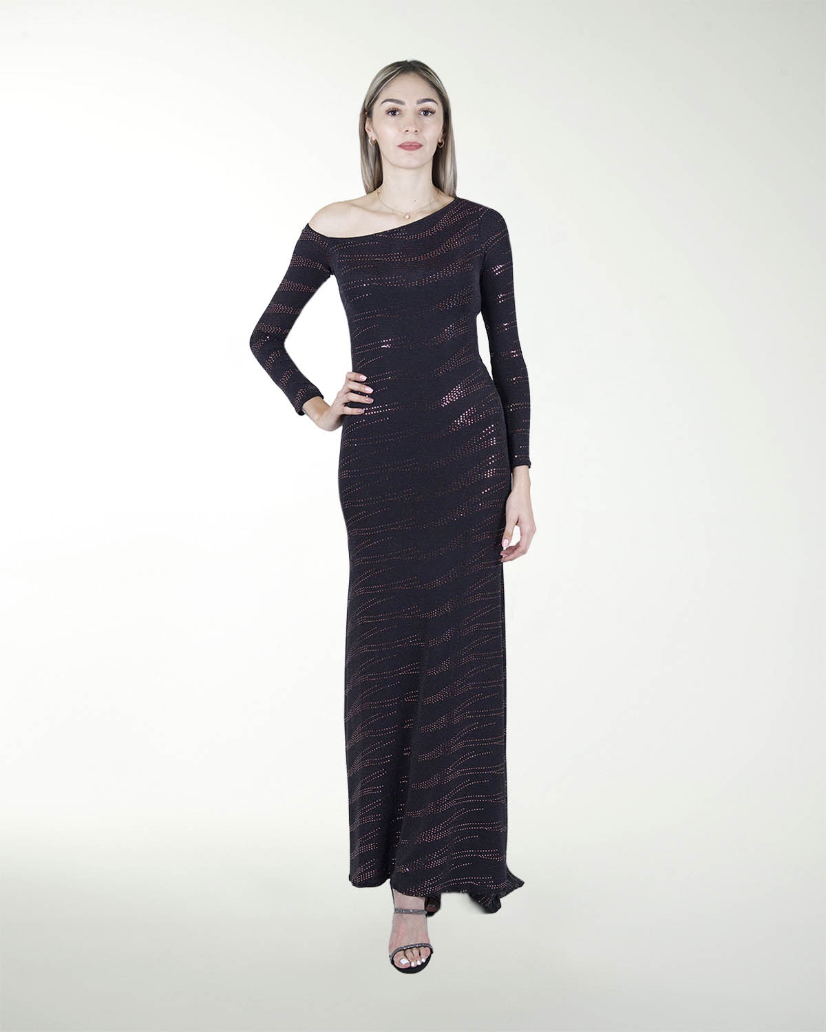 VESTIDO CL ENTALLADO CON MANGAS