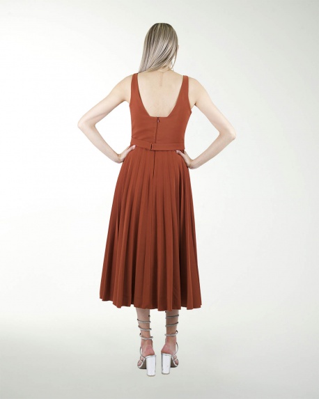 VESTIDO DA FALDA TABLEADA