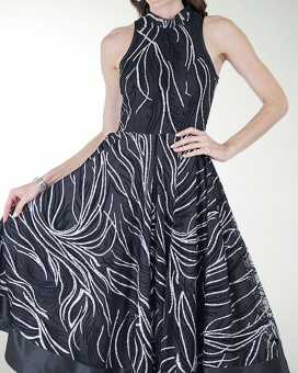 VESTIDO CC CUELLO ALTO LARGO MIDI