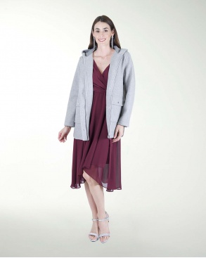 CHAMARRA OVERSIZE CON GORRO