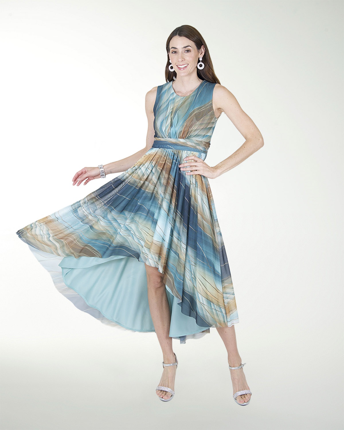 VESTIDO DA CON FALDA ASIMETRICA