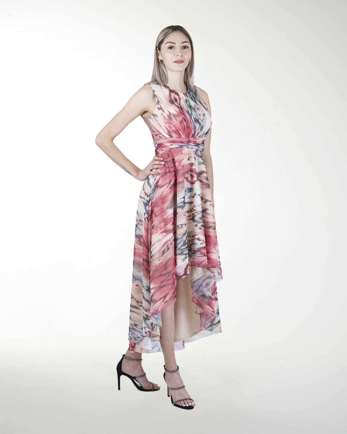 VESTIDO  DA CON FALDA ASIMETRICA