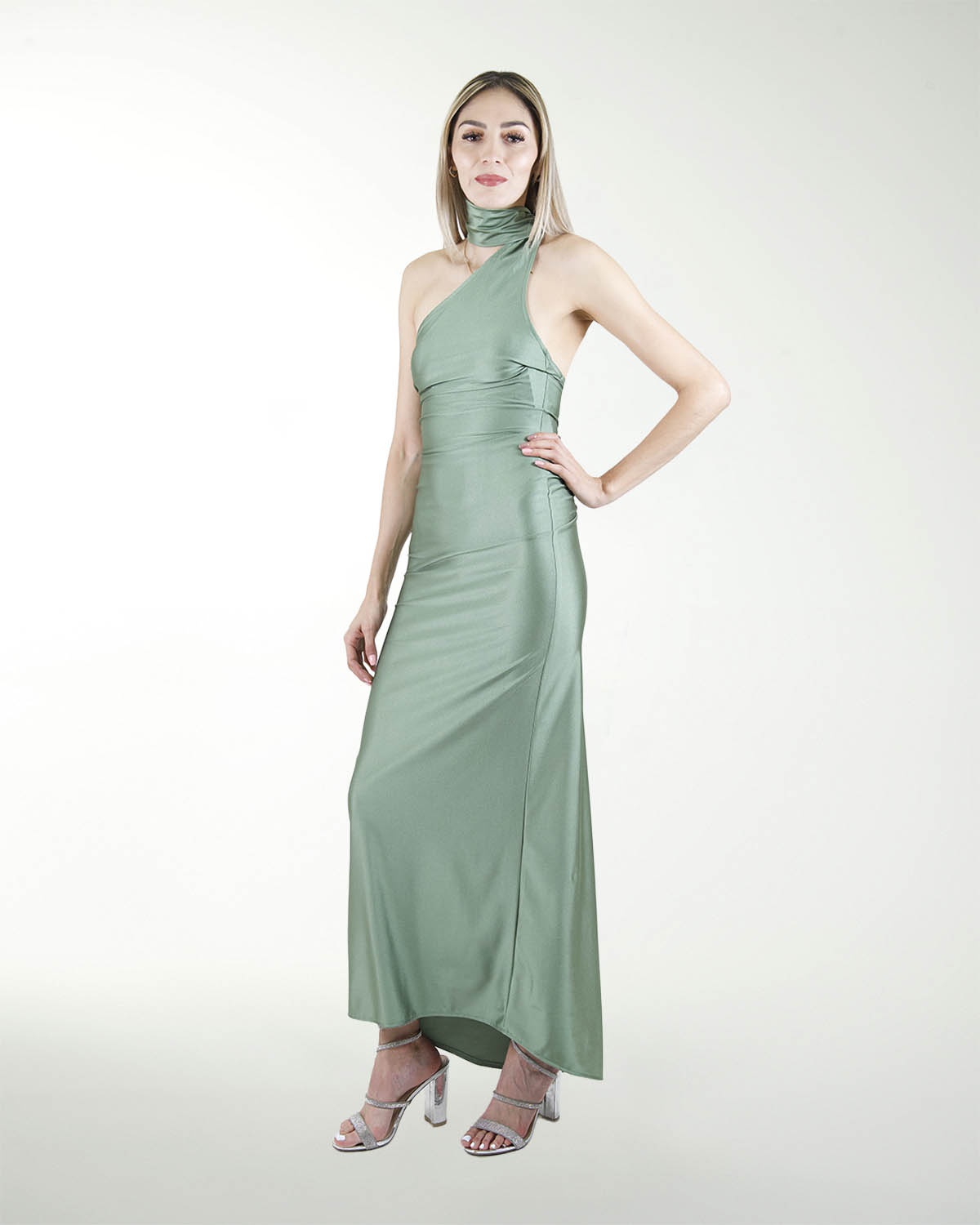 VESTIDO CL HALTER CON DRAPEADO