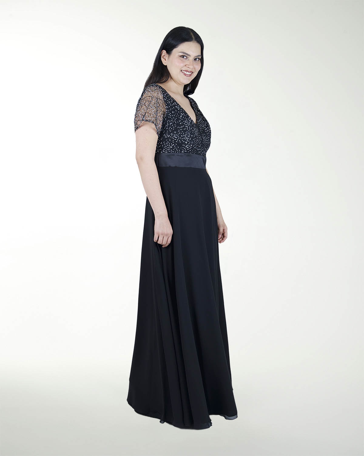 VESTIDO TE COMBINADO CON BORDADO