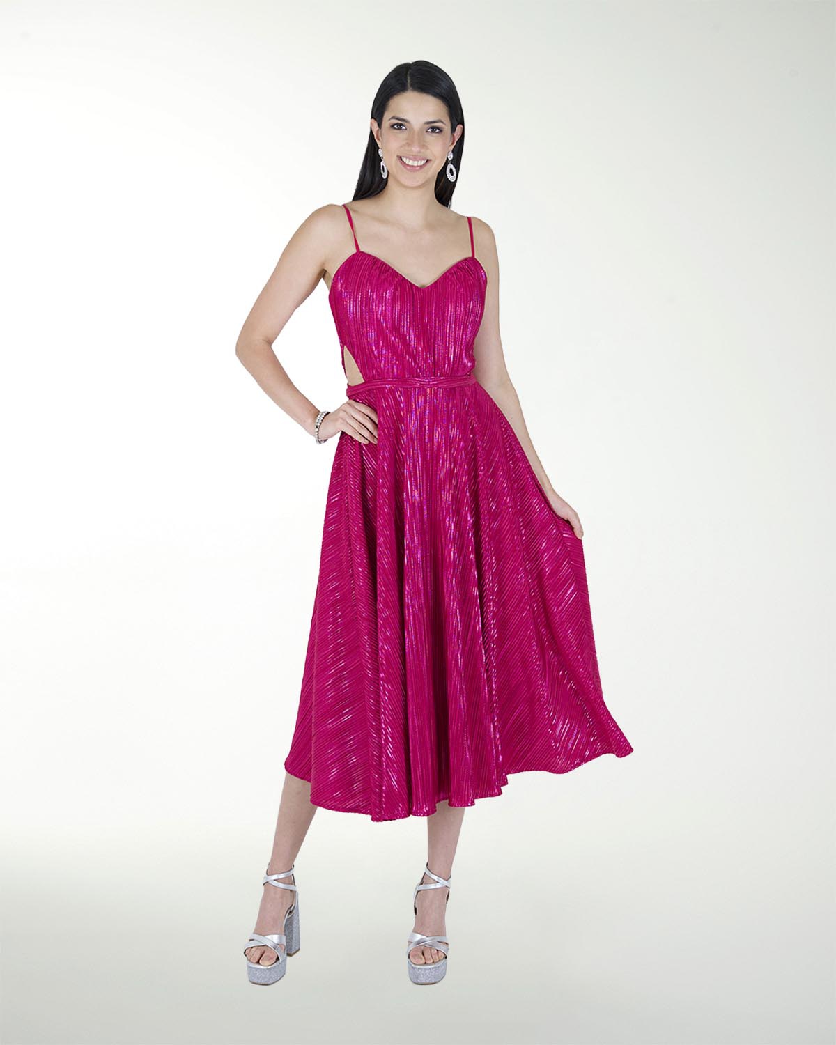 VESTIDO CC MIDI ESCOTE CORAZON