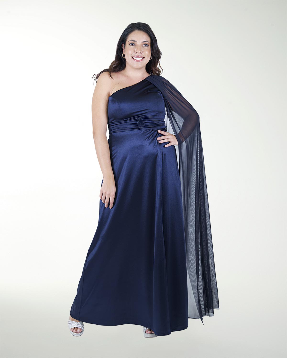 VESTIDO TE DE UN HOMBRO CON CAPA