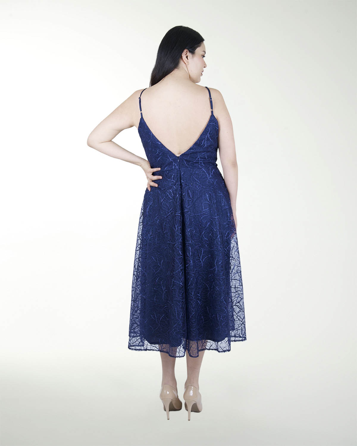 VESTIDO TE ESCOTE EN V LARGO MIDI