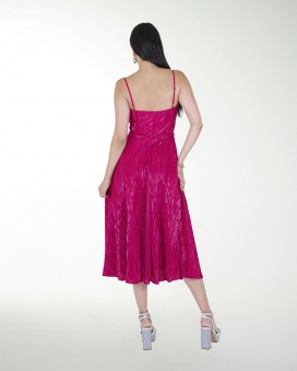 VESTIDO CC MIDI ESCOTE CORAZON