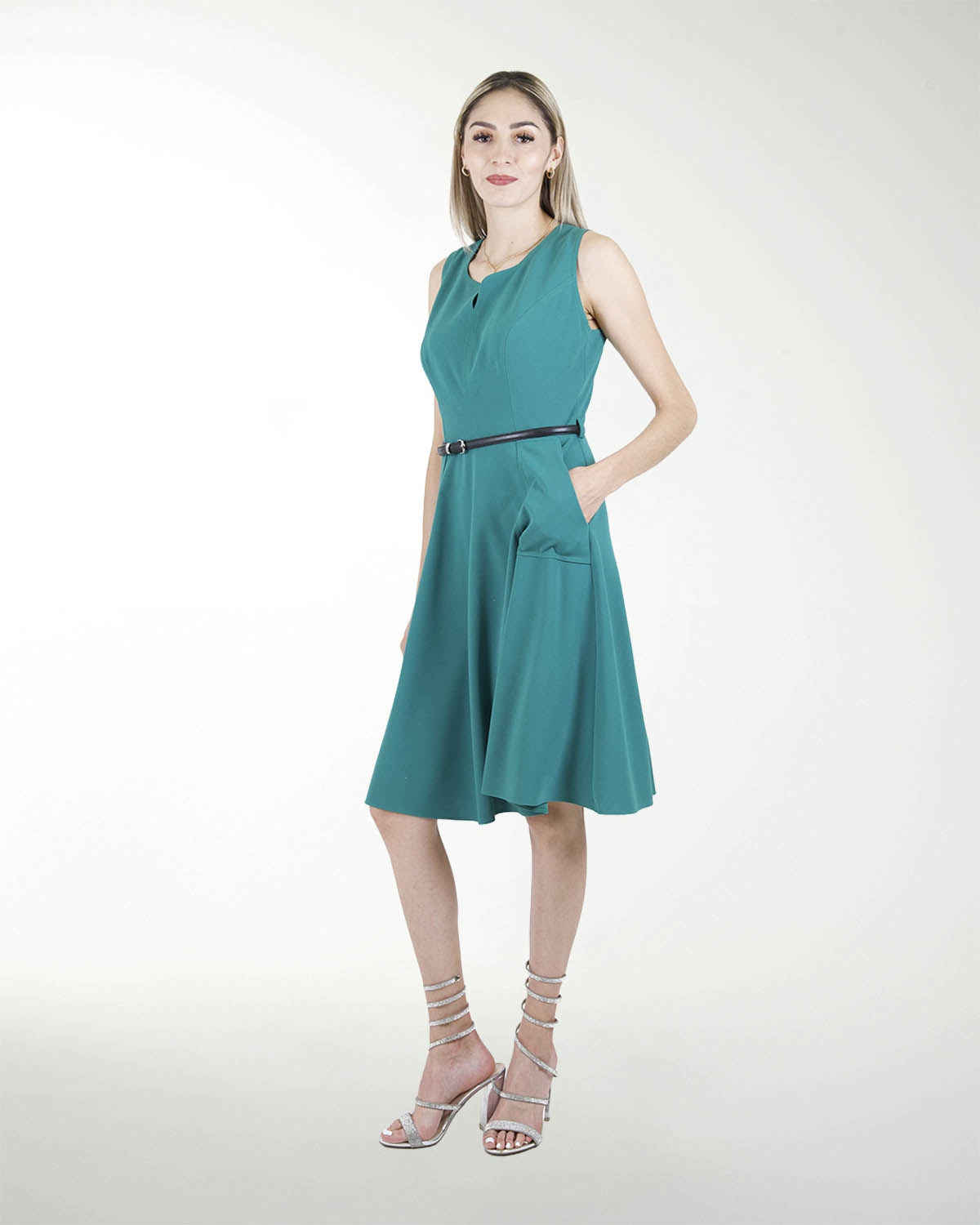 VESTIDO CA LISO CON BOLSAS Y CINTURON