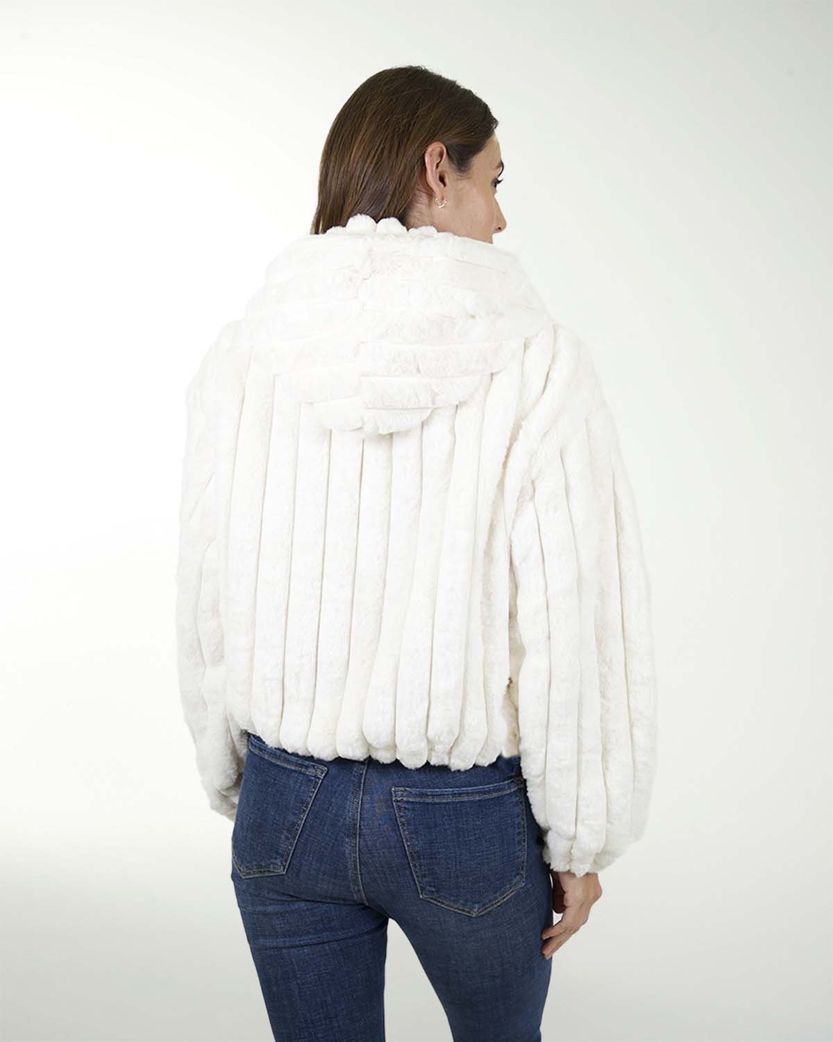 CHAQUETA CON GORRO
