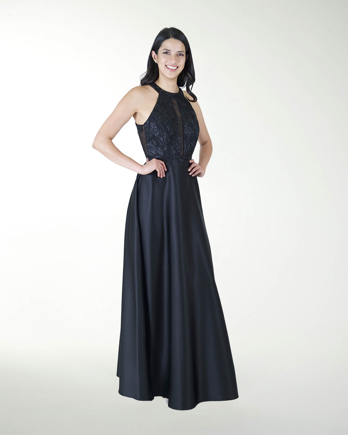 VESTIDO CL HALTER COMBINADO CON BORDADO