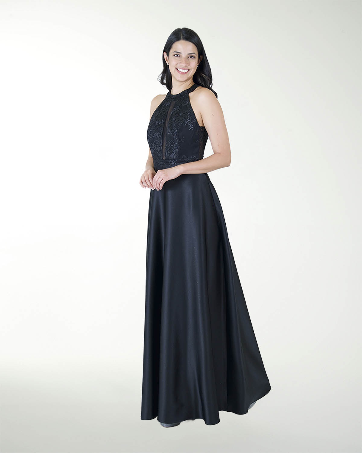 VESTIDO CL HALTER COMBINADO CON BORDADO