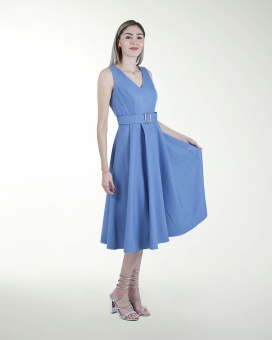 VESTIDO DA CON TABLONES ESCOTE EN V