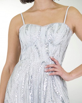 VESTIDO CL CON ABERTURAS EN FALDA