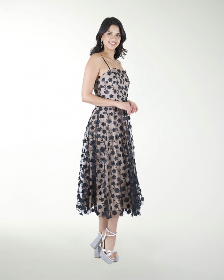 VESTIDO CC MIDI EN TELA 3D