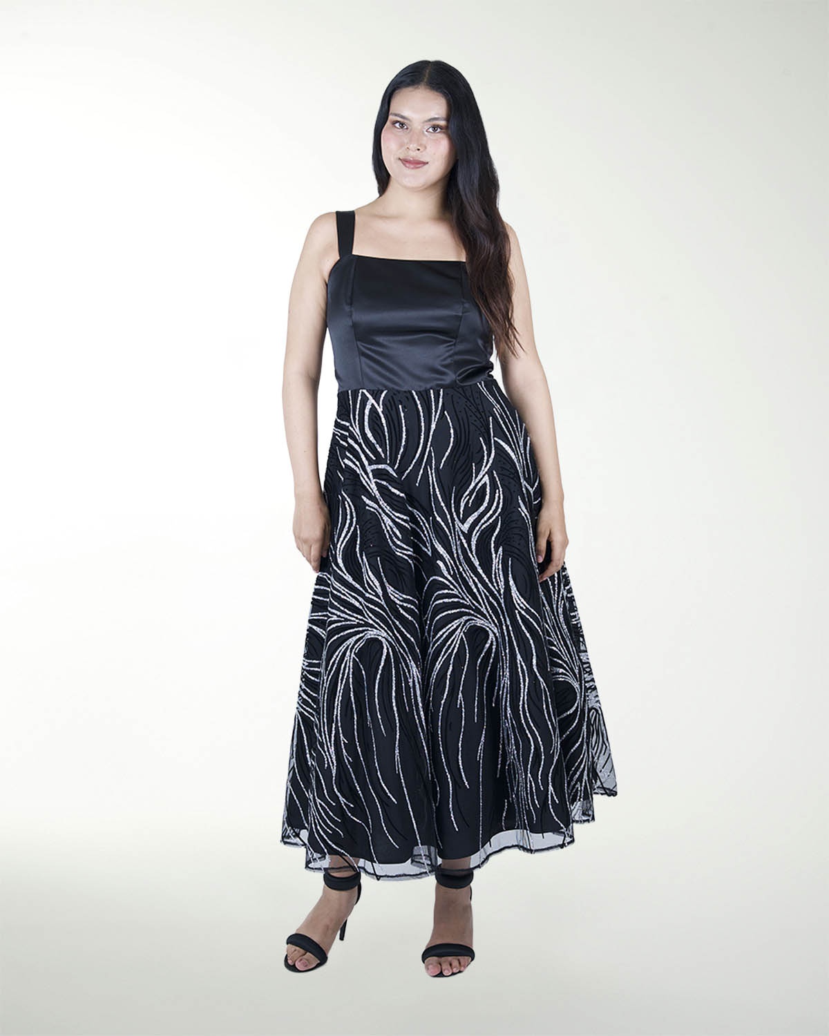 VESTIDO TE FALDA MIDI CON BRILLO