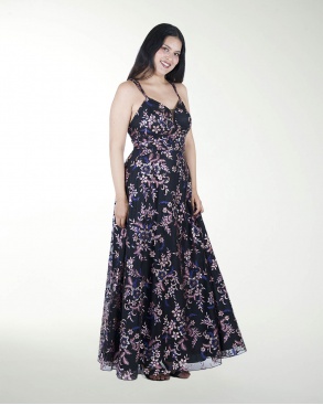 VESTIDO TE CON ESTAMPADO EN FLORES