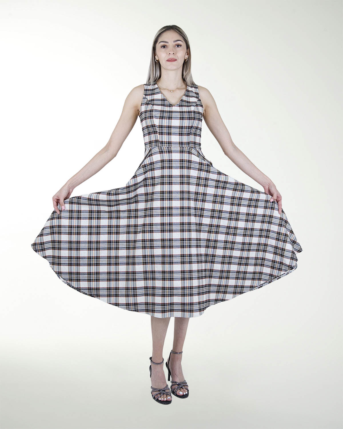 VESTIDO DA FALDA CIRCULAR