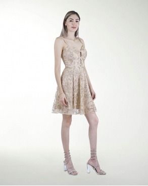 VESTIDO CC CON DESTELLOS DE BRILLO