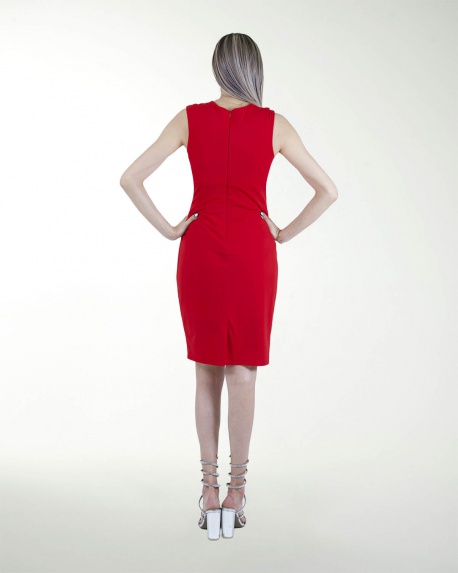 VESTIDO DA CON PLIEGUE EN EL COSTADO