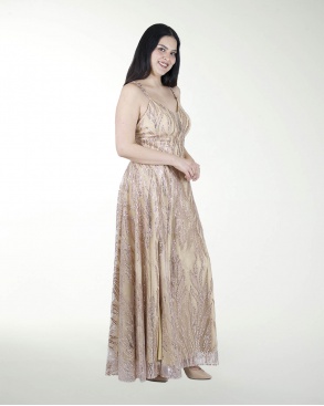 VESTIDO TE CON DESTELLOS DE BRILLO