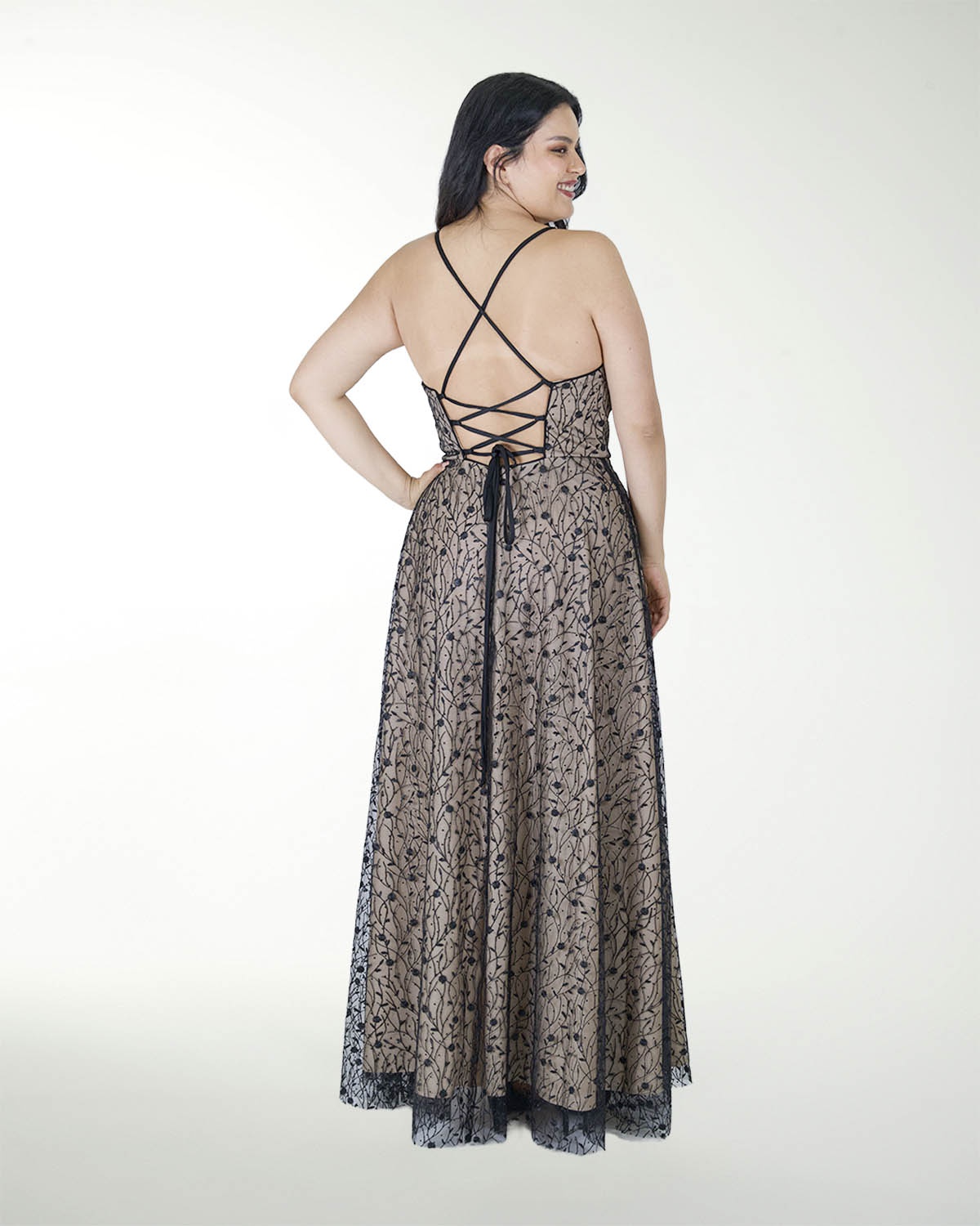 VESTIDO CL CON JARETAS EN ESPALDA