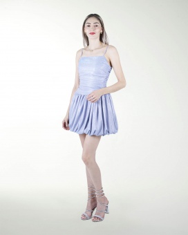 VESTIDO AN STRAPLESS PLISADO EN LA FALDA