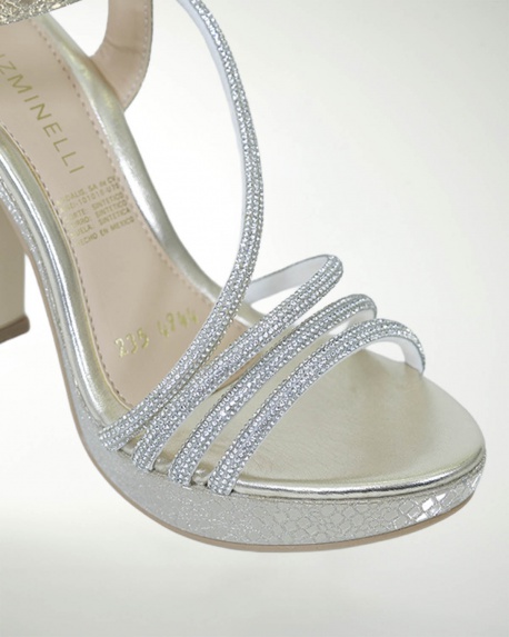 ZAPATO DE FIESTA CON DESTELLOS DE BRILLO