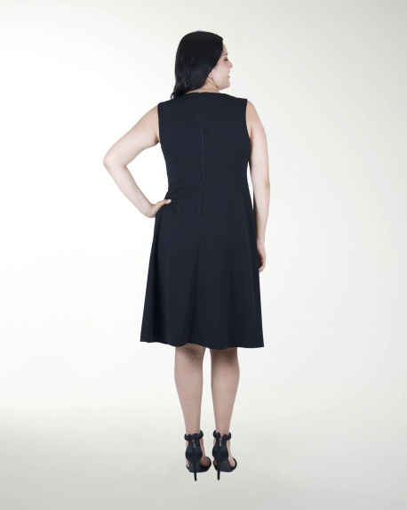 VESTIDO TV ESCOTE DIAGONAL CON VIVOS