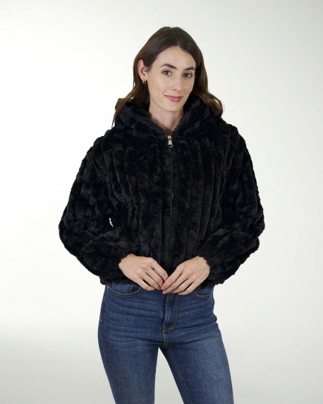 CHAQUETA CON GORRO