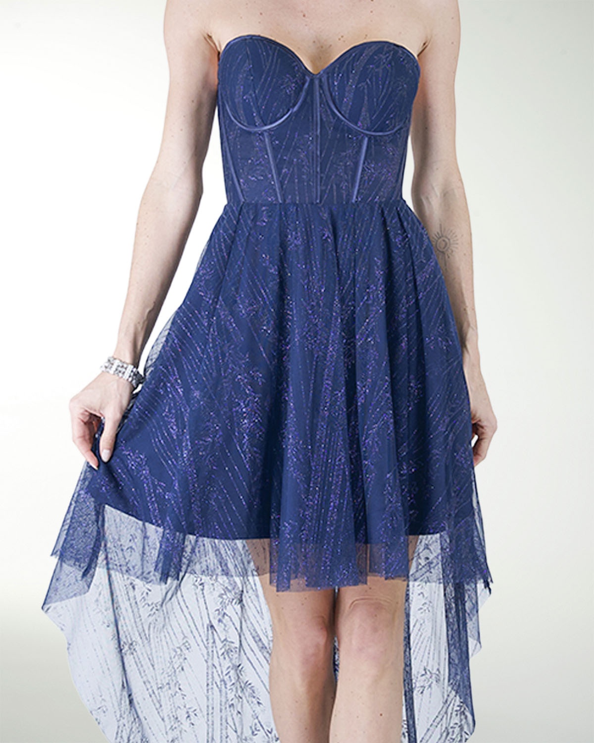 VESTIDO CC IMPERIAL GLITER TIPO CORSET CON CAUDA