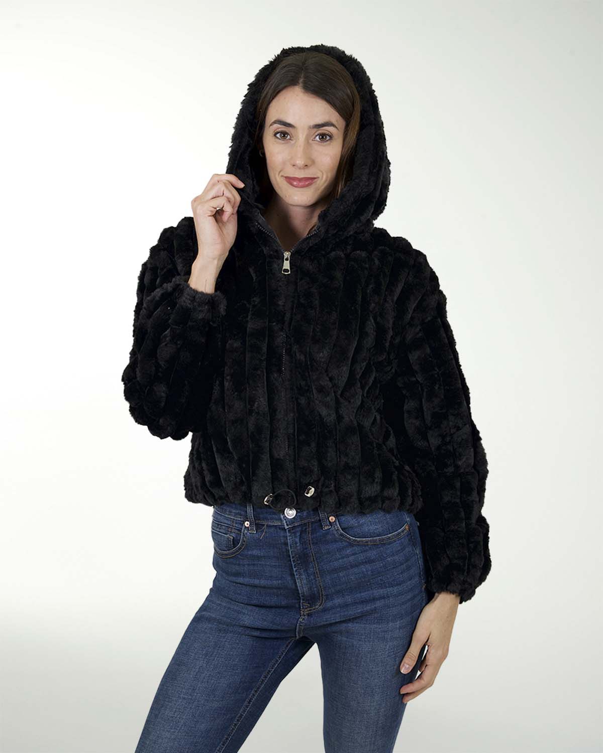 CHAQUETA CON GORRO