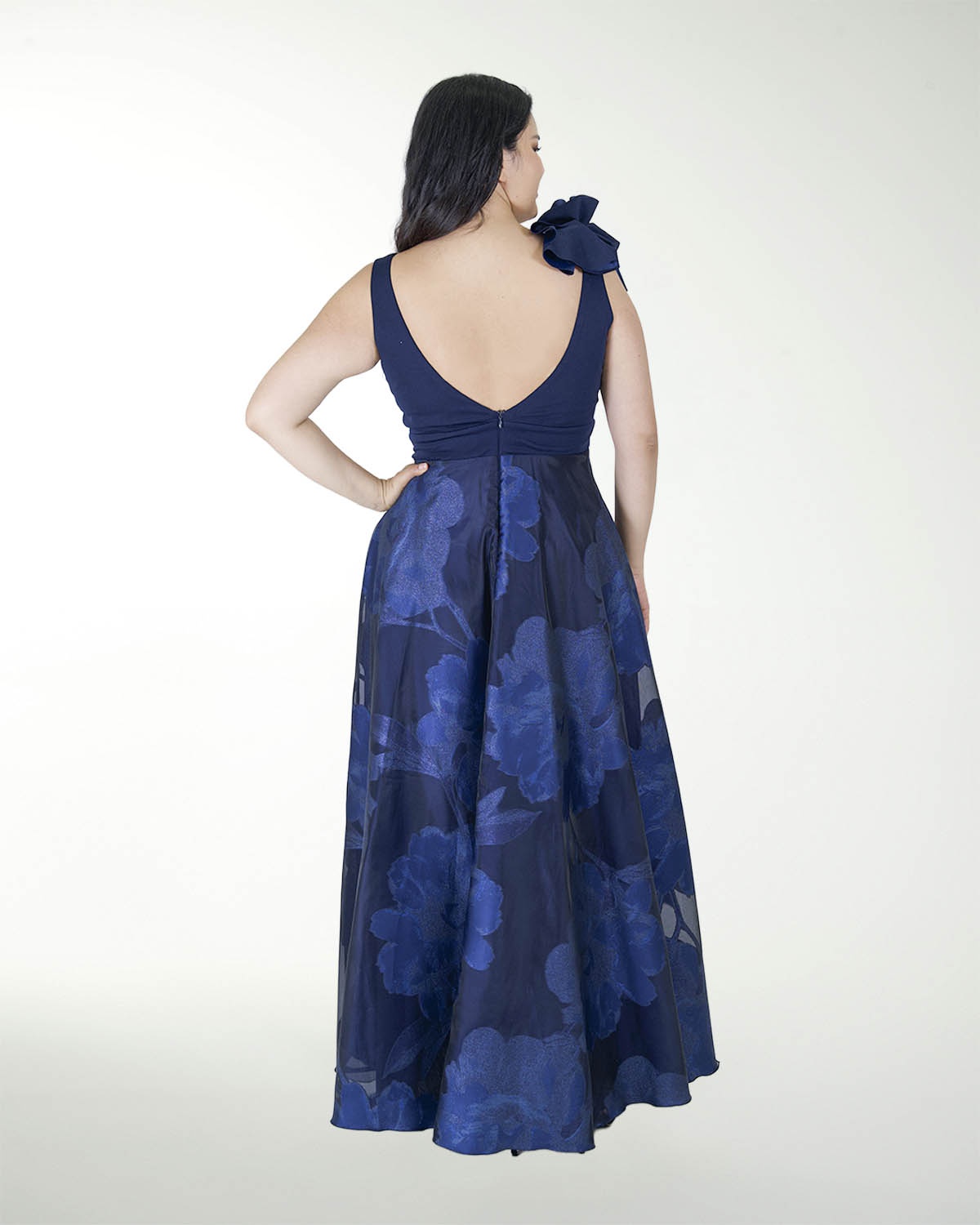 VESTIDO ESTAMPADO Y MONO